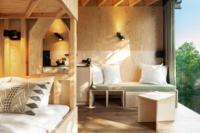 Hutstuf - The Owl & Private Rooftop Spa